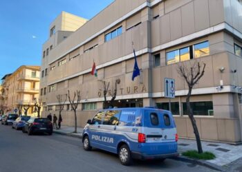 A Cosenza. Indagini Polizia partite dalla denuncia figlia coppia