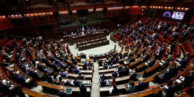 L'ok di Montecitorio con 162 sì