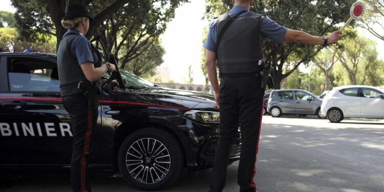 Indagine dei carabinieri iniziata nel 2020 dopo denuncia vittima