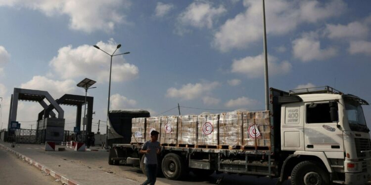 Attraverso il valico di Rafah