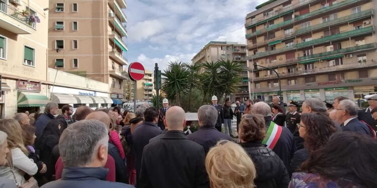 Presenti i familiari delle donne. Ricordata anche vittima del 14