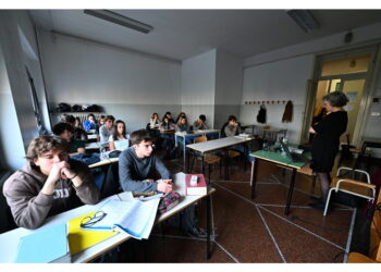 Al liceo Doria la preside chiede un minuto di raccoglimento