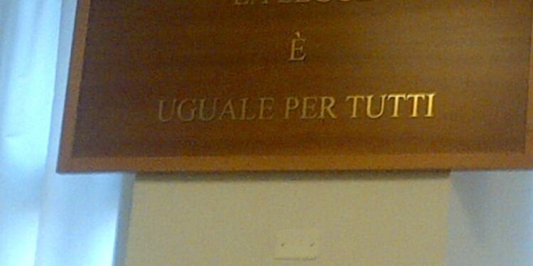 Era ai domiciliati ma gip Perugia dispone aggravamento misura