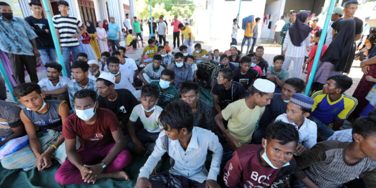In meno di una settimana sono arrivati ad Aceh più di 800