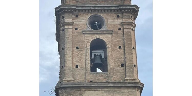 A Cupello rimaste solo lancette