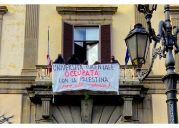 Su striscione esposto appoggio a Gaza 'fino alla vittoria'