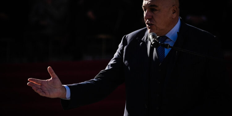 'Credo che qualcuno gli abbia riferito notizie da convegno'