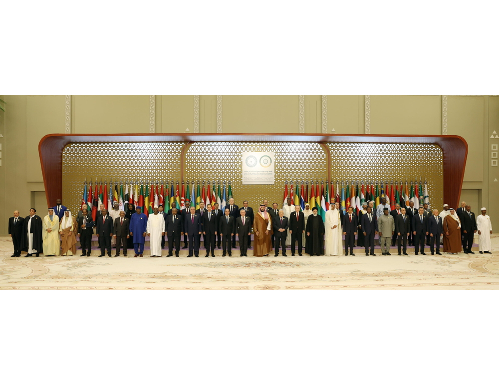 Leader arabi e musulmani chiedono lo stop alle azioni militari