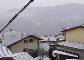 I fiocchi sui tetti di San Bartolomeo Val Cavargna
