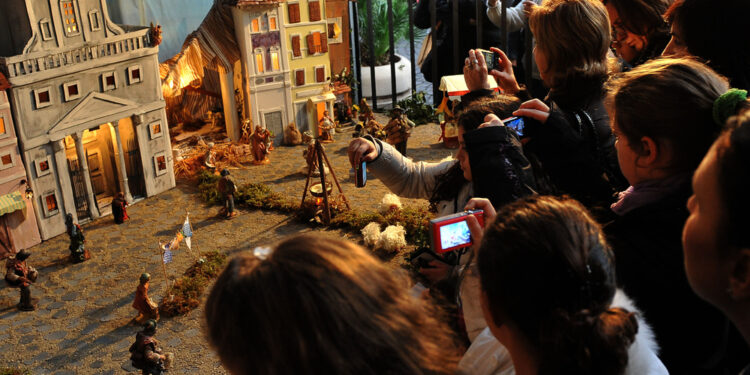 E' vietato impedire allestimenti per Natale o recite a Pasqua