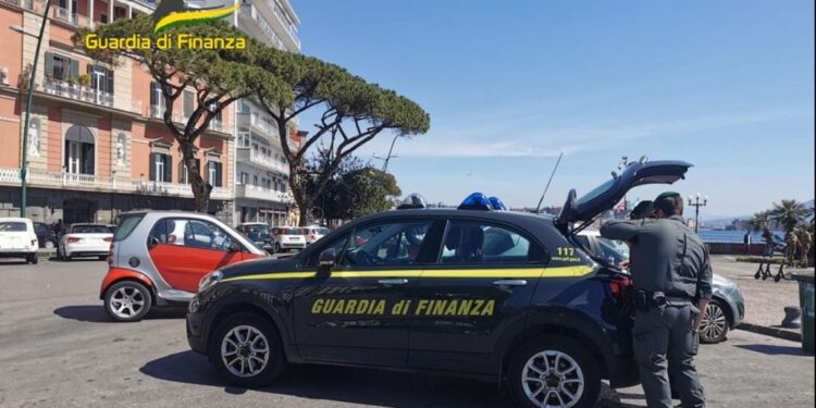 Nuovo arresto e poi condanna-beffa a Napoli: altri 8 mesi a casa