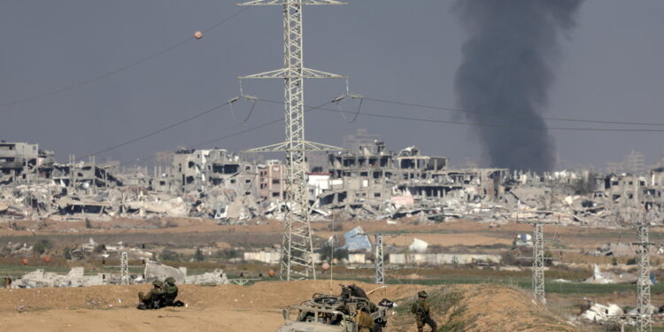 Israele estende le operazioni nell'area di Khan Yunis