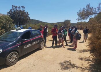 Con una barca di 6 metri in spiaggia a Santa Margherita