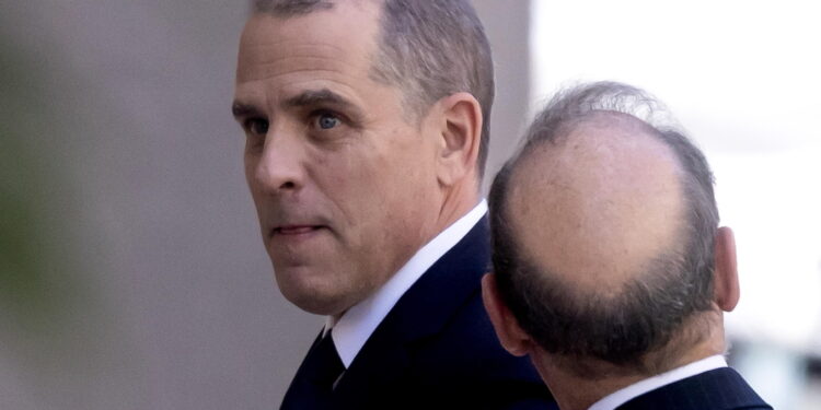 Figlio presidente è già accusato di possesso illegale di un'arma