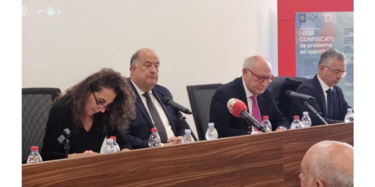 Direttore Agenzia a Conferenza organizzata da Regione Calabria