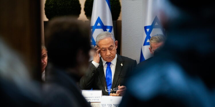 Netanyahu parla di uno 'spostamento'