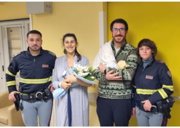 Arrivata al pronto soccorso di Cona ha partorito un maschio