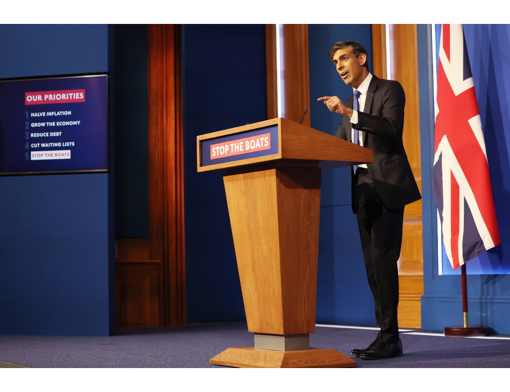 Gb: governo Sunak si salva sul piano Ruanda