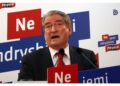 Indagato per corruzione