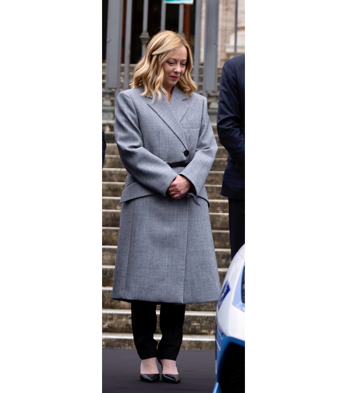 Meloni, l’Italia è nazione virtuosa, lo spread è sotto controllo