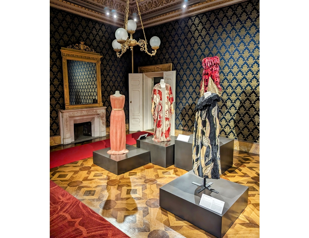 Schmidt riapre Museo della Moda e ai vip dice ‘Donate oggetti’