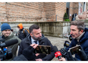 Fa bene a democrazia. Confermo di non aver avuto alcun guadagno
