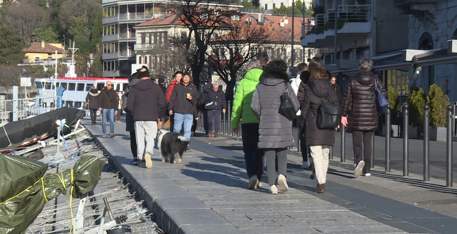 Meteo, tempo stabile e temperature miti fino a Natale