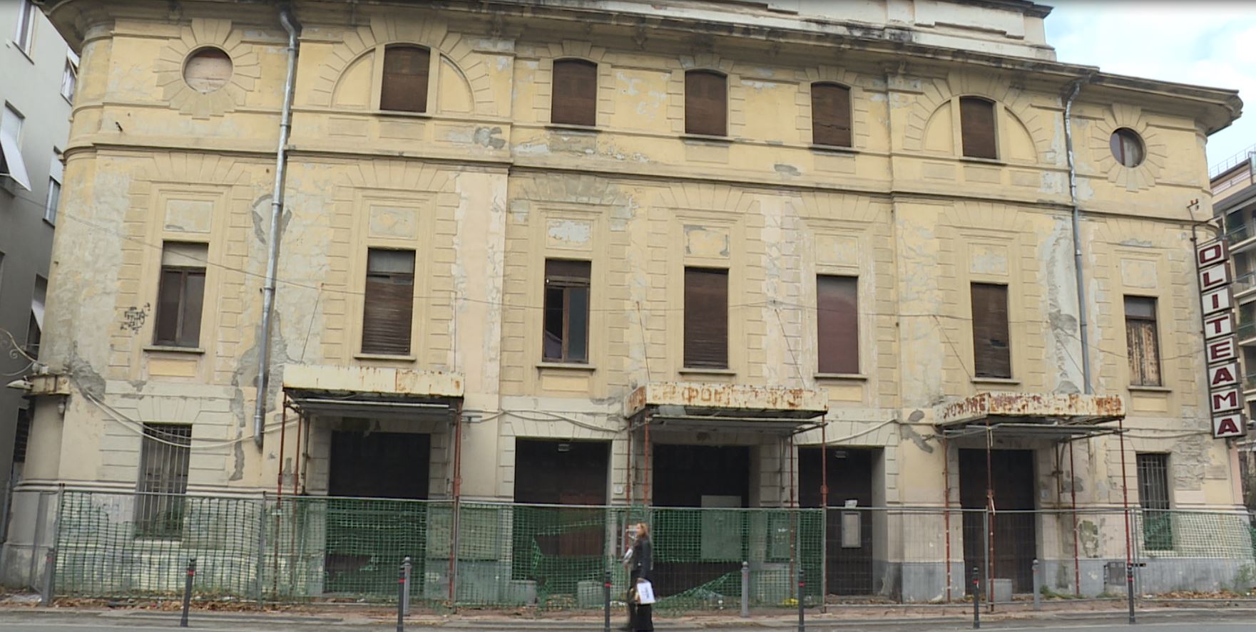 Politeama di Como chiuso dal 2005, lo storico cineteatro ancora senza futuro