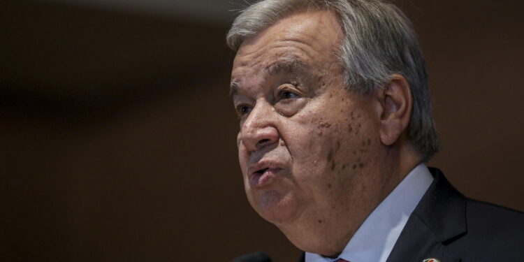 Guterres si rivolge agli Stati che hanno sospeso i finanziamenti