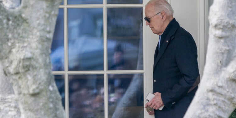 Il presidente americano si esprime dopo il voto nell'isola