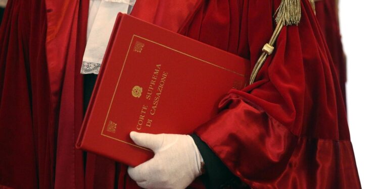 Ritirato l'emendamento per la pensione delle toghe a 73 anni