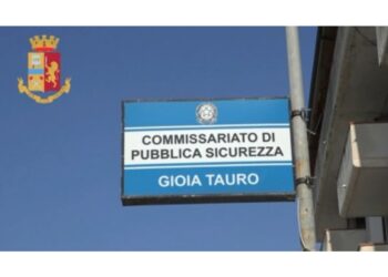 Vittima ha denunciato atti di violenza fisica e morale