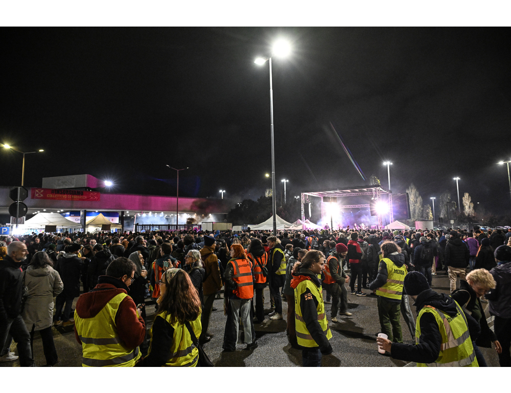 In 5.000 hanno partecipato a Capodanno con gli operai ex Gkn