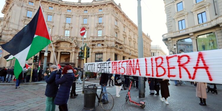 Spostata a domenica la manifestazione di Milano