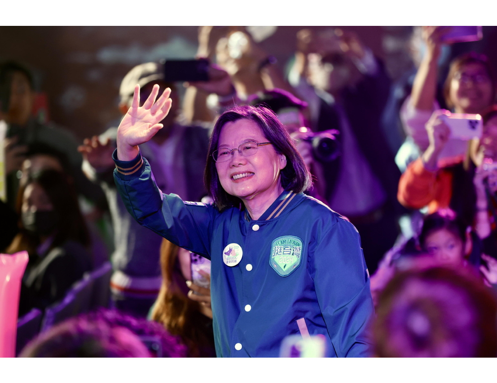 Taiwan, Tsai: la Cina cerchi una via per la coesistenza pacifica