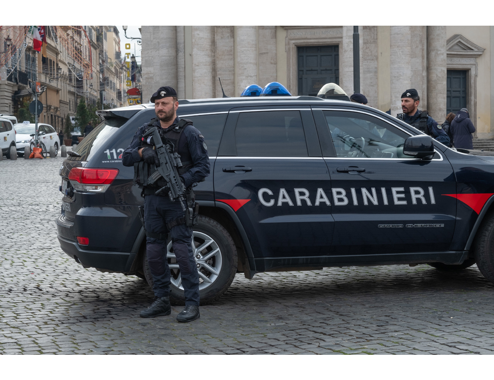 Ucciso con un taglio alla gola dopo festa di Capodanno