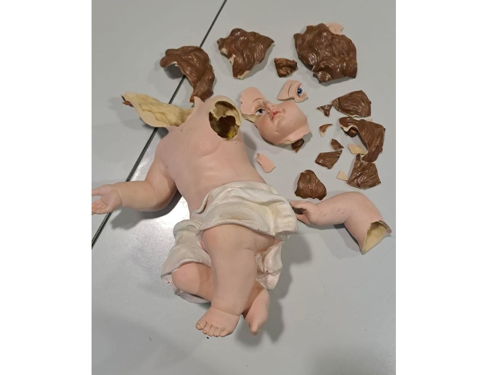 Vandalizzato presepe a Monfalcone, distrutta statuetta Gesù