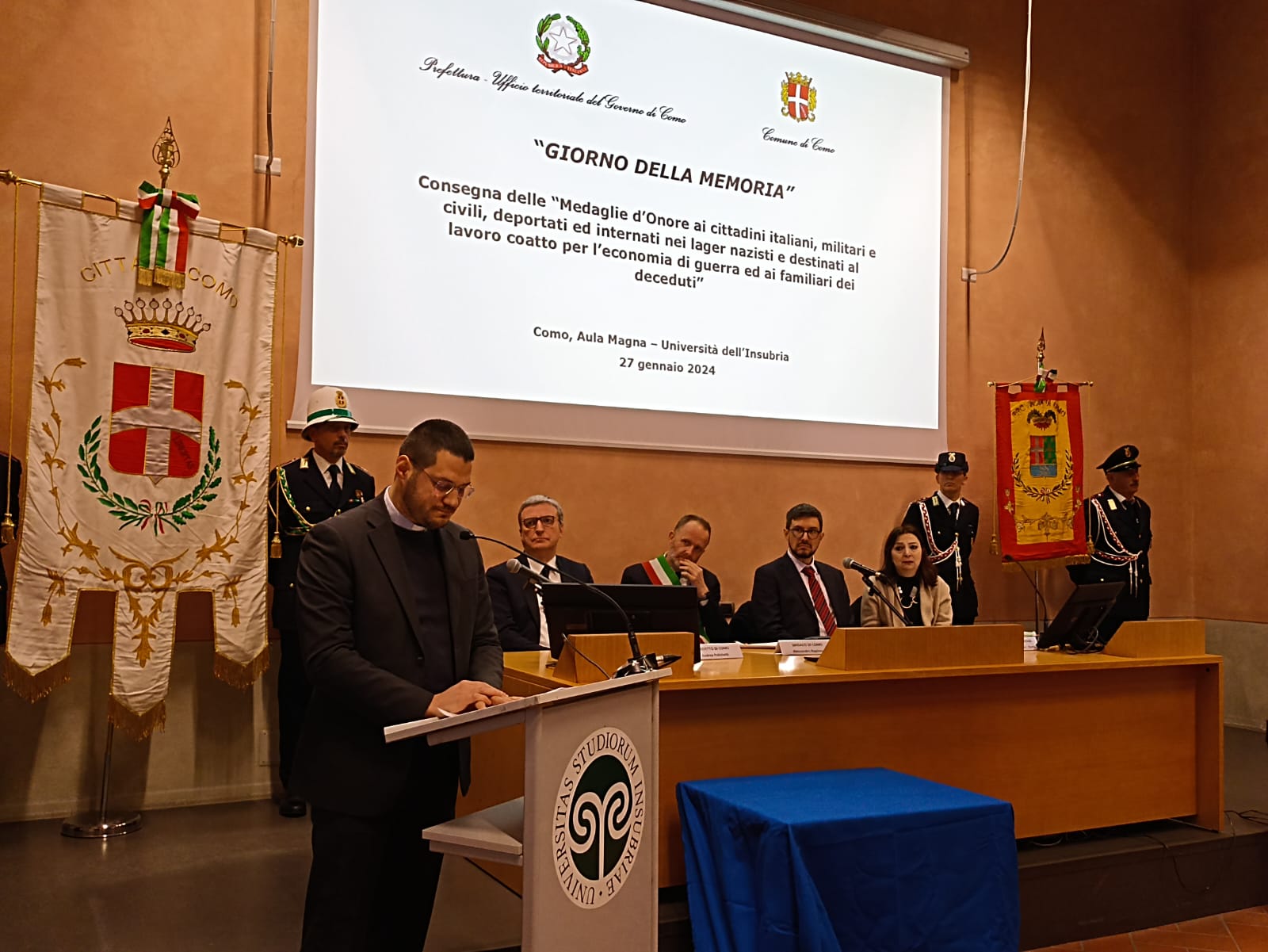 Giorno della Memoria, celebrazione a Como. Undici medaglie d’onore