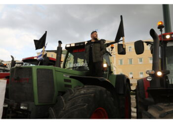 Manifestazione attesa in piazza Syntagma