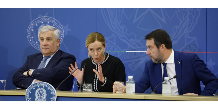 Pranzo fra i leader prima del Cdm e dell'esito del voto sardo