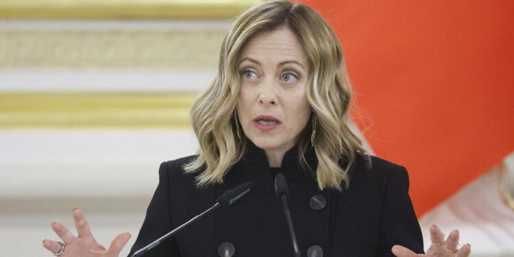 L'Ue negozi più incisivamente e stabilisca norme più stringenti