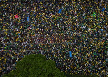 Più persone potrebbero partecipare a evento pro-ex presidente