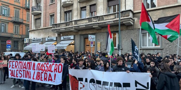 "Contro la propaganda filoisraeliana"