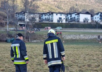 E' stato rianimato sul posto e portato in ospedale