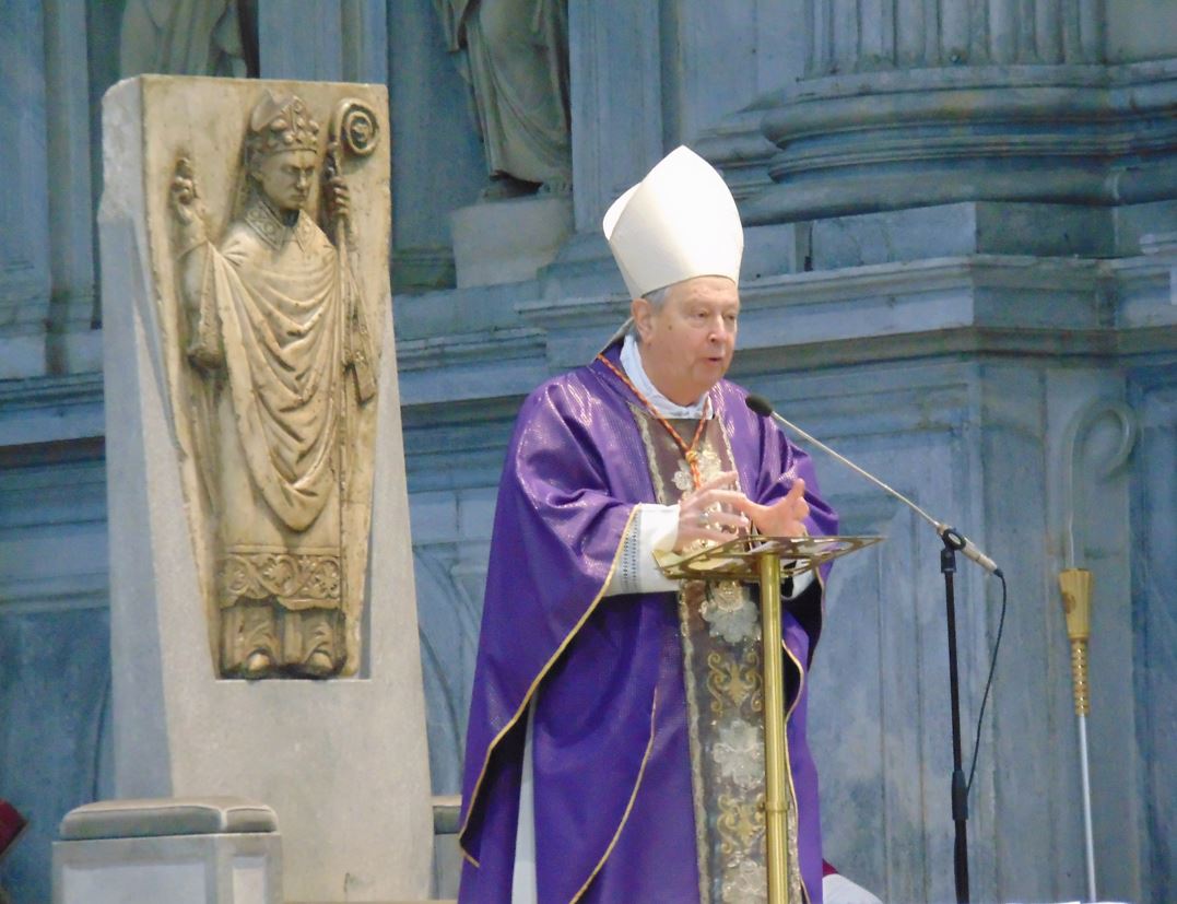 Mercoledì delle Ceneri, il pontificale del cardinale Cantoni in cattedrale a Como