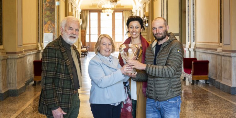 Orticolario cerimonia riconsegna La Foglia d'oro del Lago di Como