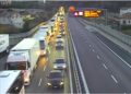 A causa del traffico intenso per il rientro domenicale