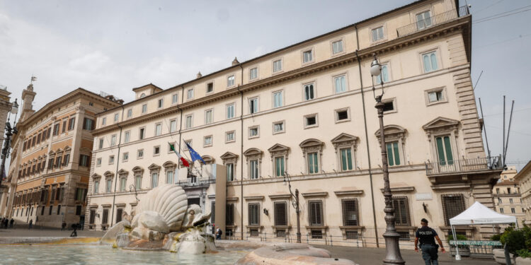 Procedure snellite anche per disperdere le ceneri e inumare