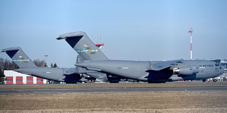 C-17 hanno scaricato sul nord della Striscia circa 46mila pasti