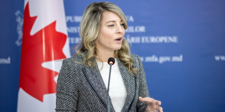 La ministra Joly: attuare la risoluzione parlamentare